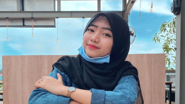 Mengenal Lebih Dekat Sosok Aura Kirana: Gamer Cantik